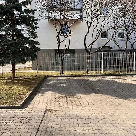 Apartment 70 Metro *